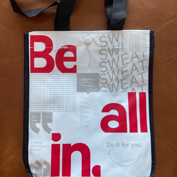 Lulu Lemon Reusable Shopping Bags - Picture 4 of 6